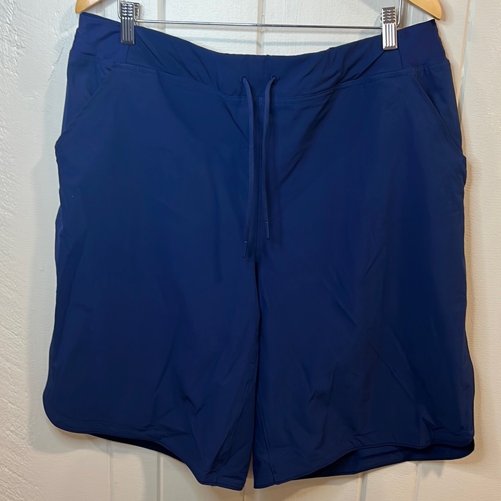 Lands End blue shorts for summer w pockets and drawstring - Picture 1 of 5